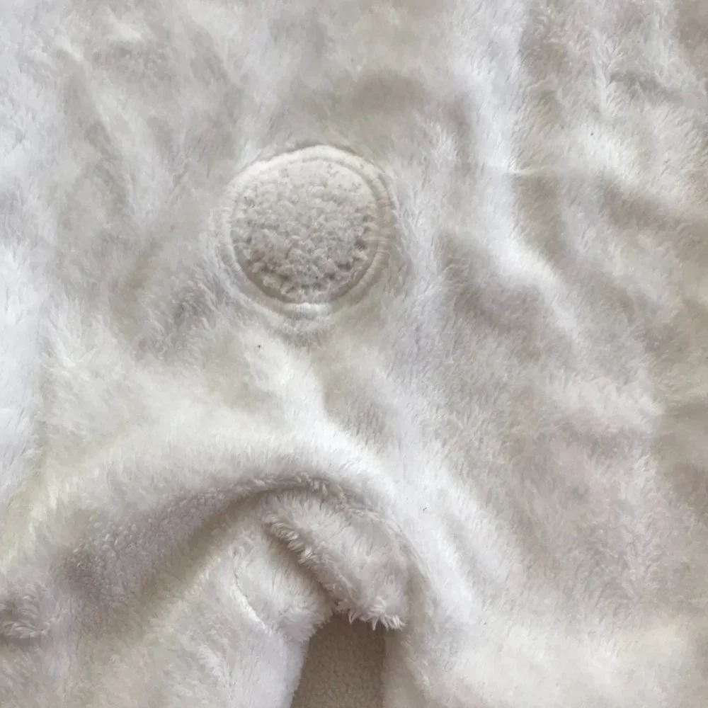 Baby GAP, 6-12M, 100% Cotton Lined Faux Fur Shell Hooded Coverall, Polar Bear - Picture 10 of 11